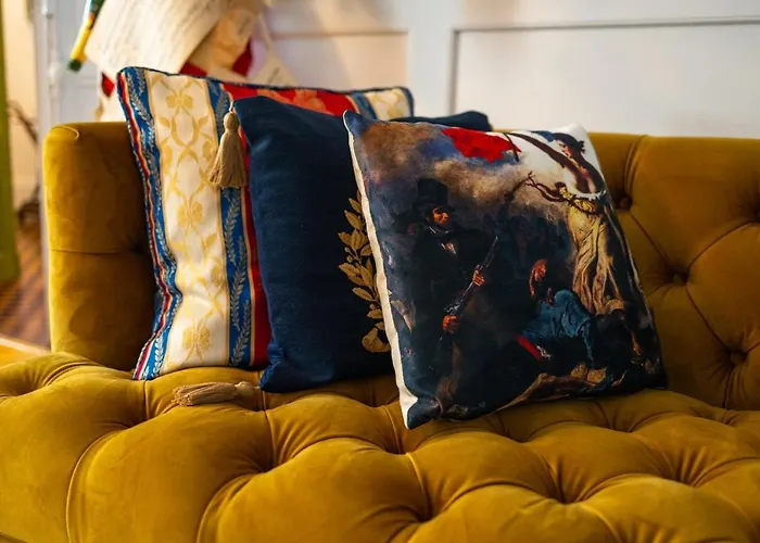 Champagne House- Oasis De Luxe & De Charme - Coeur De - 10-12 Pers - Piscine, Cuisine D'ete, Patio, Bar & Piano Villa *