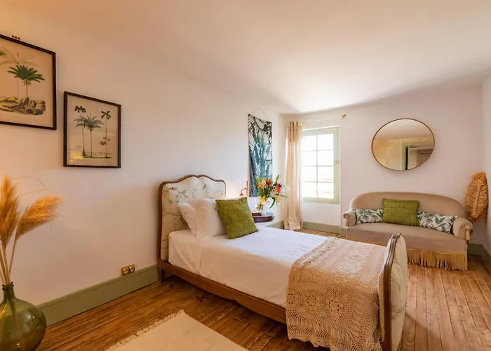 Champagne House- Oasis De Luxe & De Charme - Coeur De - 10-12 Pers - Piscine, Cuisine D'ete, Patio, Bar & Piano Condom