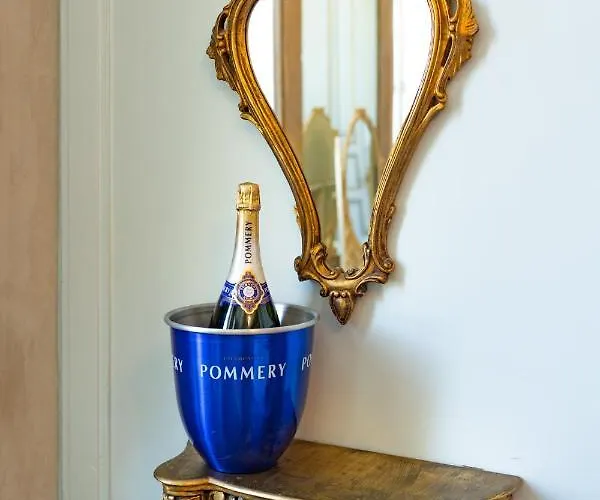 Champagne House- Oasis De Luxe & De Charme - Coeur De - 10-12 Pers - Piscine, Cuisine D'ete, Patio, Bar & Piano Villa Condom