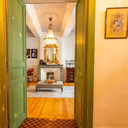 Villa Champagne House - - An Oasis Full Of Elegance, Luxury And Charm Condom