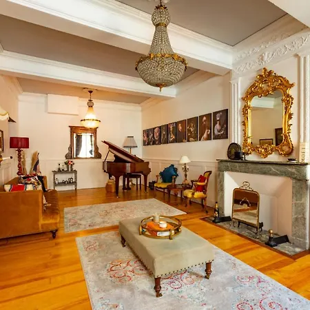 Champagne House - - An Oasis Full Of Elegance, Luxury And Charm Villa