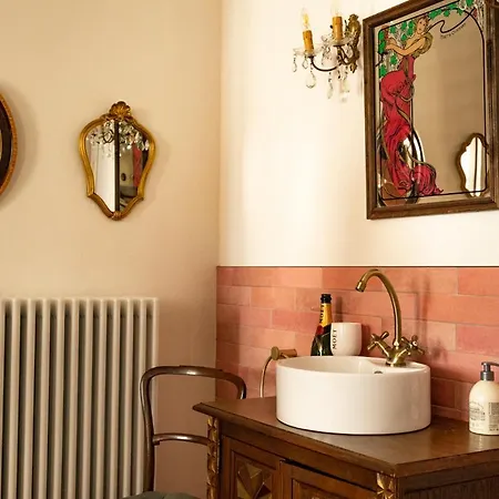 Champagne House - - An Oasis Full Of Elegance, Luxury And Charm