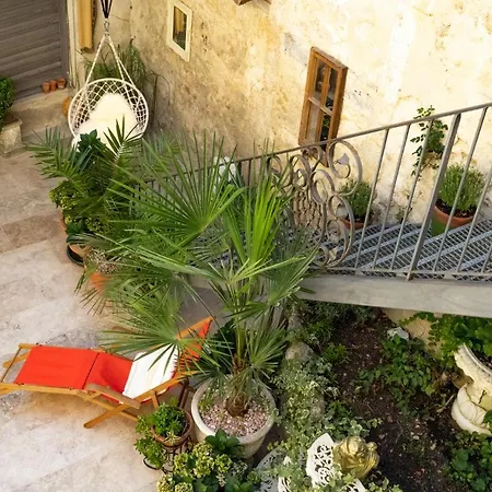 Champagne House - - An Oasis Full Of Elegance, Luxury And Charm