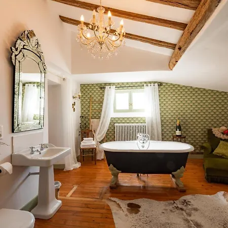 Villa Champagne House - - An Oasis Full Of Elegance, Luxury And Charm Condom