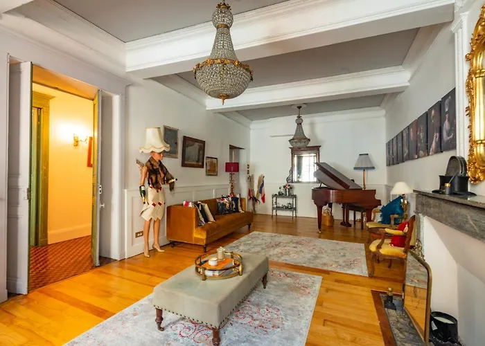 Champagne House- Oasis De Luxe&de Charme - Coeur De - 10-12 Pers - Piscine, Cuisine D'été, Patio, Bar&piano * Condom