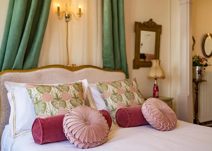 Champagne House- Oasis De Luxe&de Charme - Coeur De - 10-12 Pers - Piscine, Cuisine D'été, Patio, Bar&piano Condom